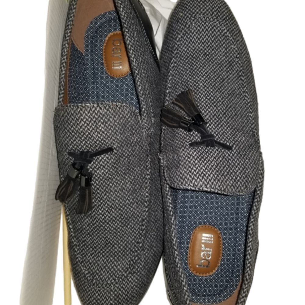 Bar III Men's loafers sizes vary